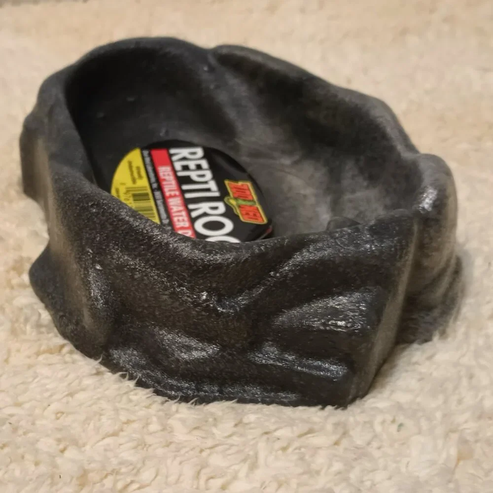 NWT ~ Zoo Med's Repti Rock Medium-Sized Water Dish For Reptiles/Amphibians